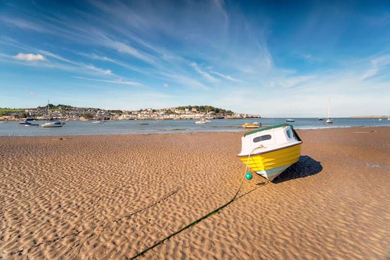 yellow boat on Instow beach