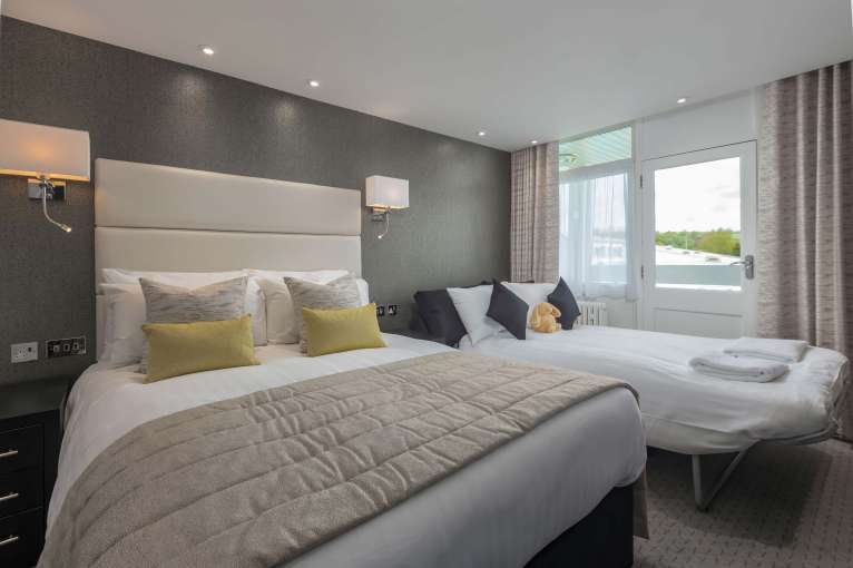 Barnstaple Hotel Pool View Accommodation set for Family Stay