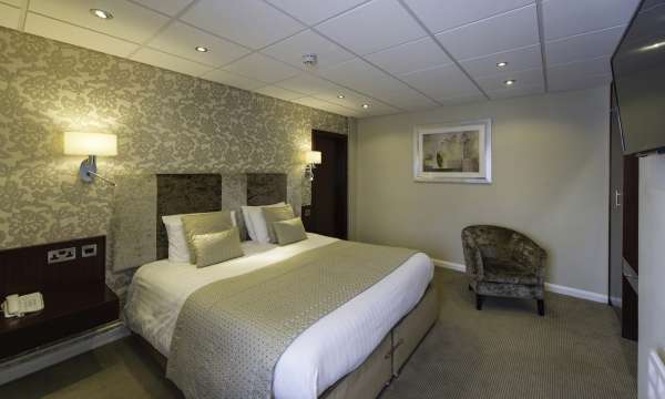 Barnstaple Hotel Accommodation Bed and Seating Area