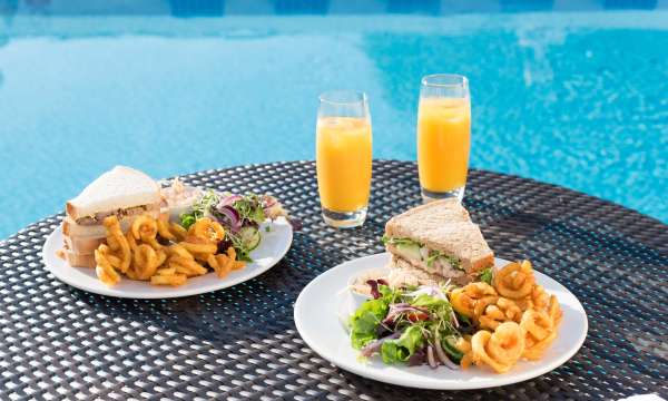 Barnstaple Hotel Sandwiches by the Outdoor Swimming Pool