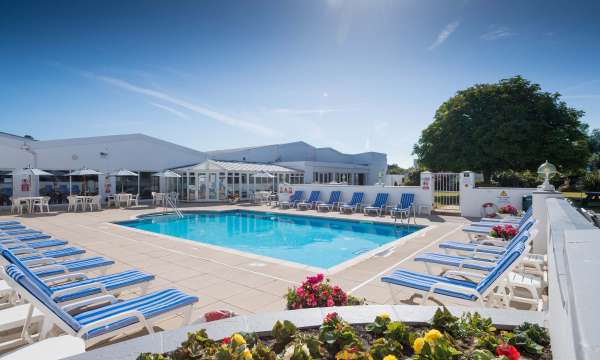 Barnstaple Hotel Outdoor Pool and Loungers