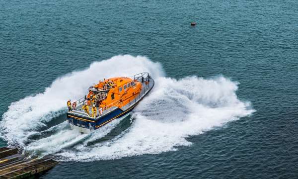 lifeboat being launched