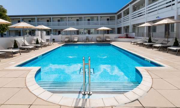 Barnstaple Hotel Outdoor Pool and Loungers