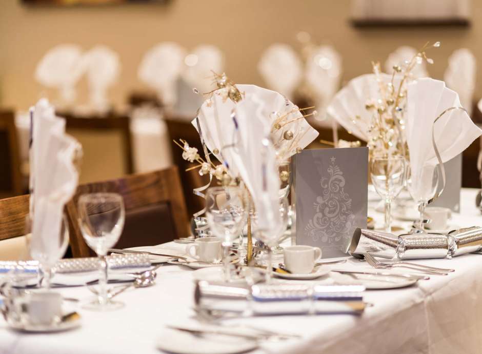 Barnstaple Hotel Christmas Dining Area Table Setting