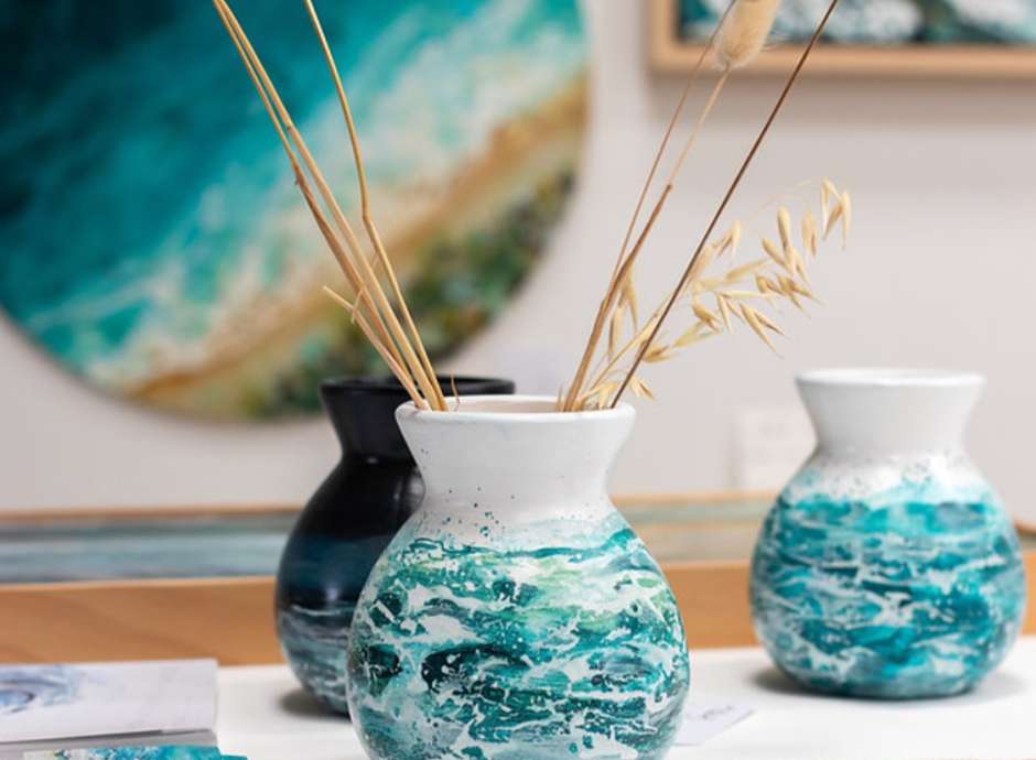 Vase painting with Georgia Morgan Art