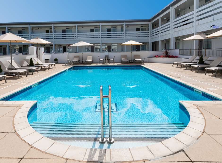 Barnstaple Hotel Outdoor Pool and Loungers