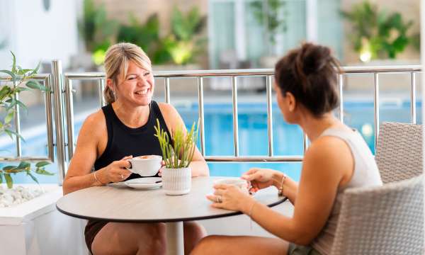 2-ladies-drinking-coffee-at-barnstaple-health-leisure-6.jpg
